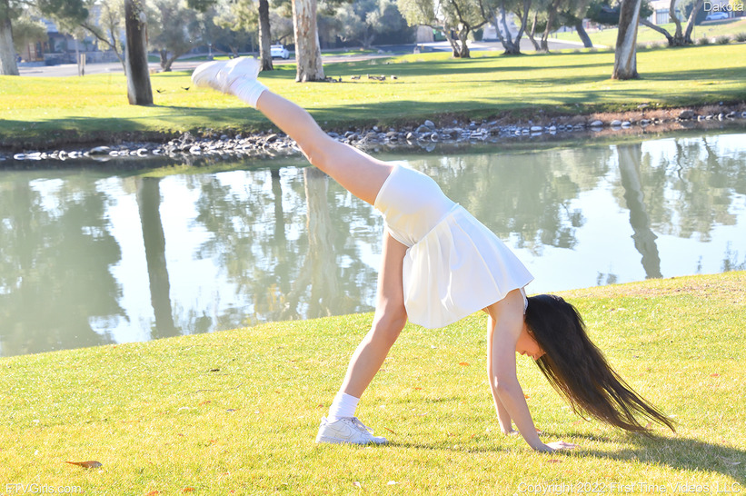 The Ex-Cheerleader photo 12