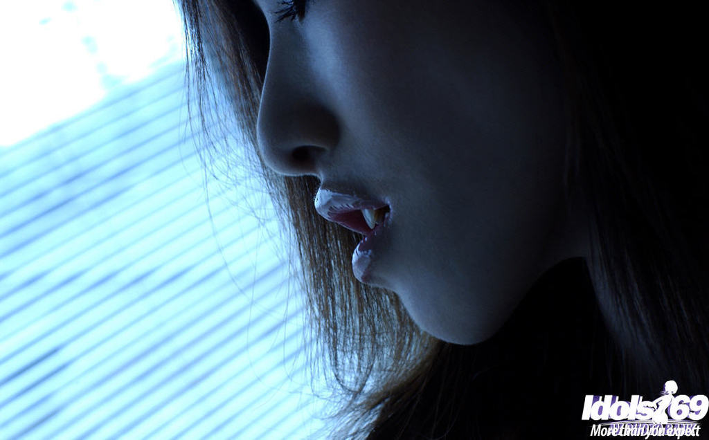 Reika in White Lace with Intimate Indoor Close-Ups photo 9
