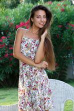 Sexy brunette Lorena B 01