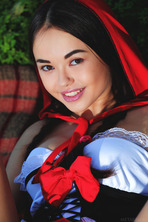 Little Red Riding Hood was never this sexy 10