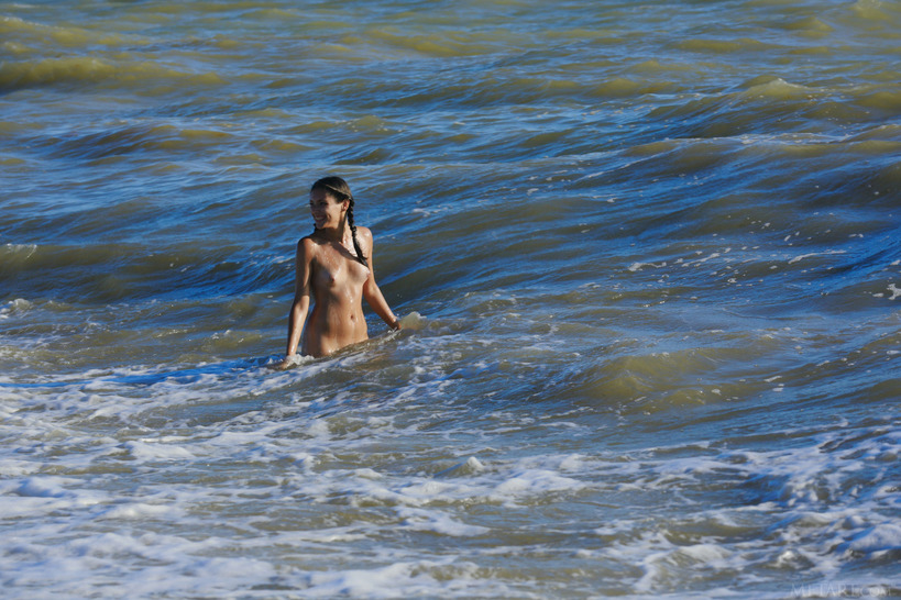 Blue Bikini to Nude Surf Posing in a Rear-Focused Beach Set photo 21