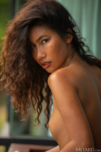 Beaming / Niki / Met Art 18