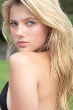 Young Australian Model Jemima Robinson 14
