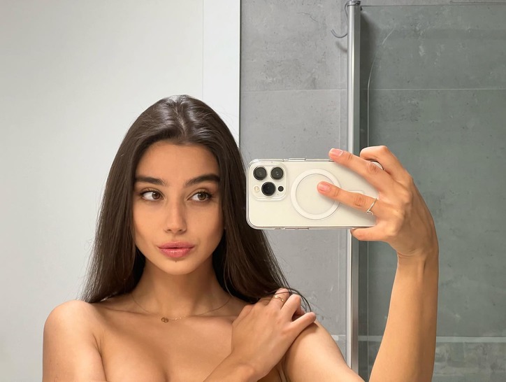 Maja Strojek Nude Photos | Exclusive Model Gallery 20