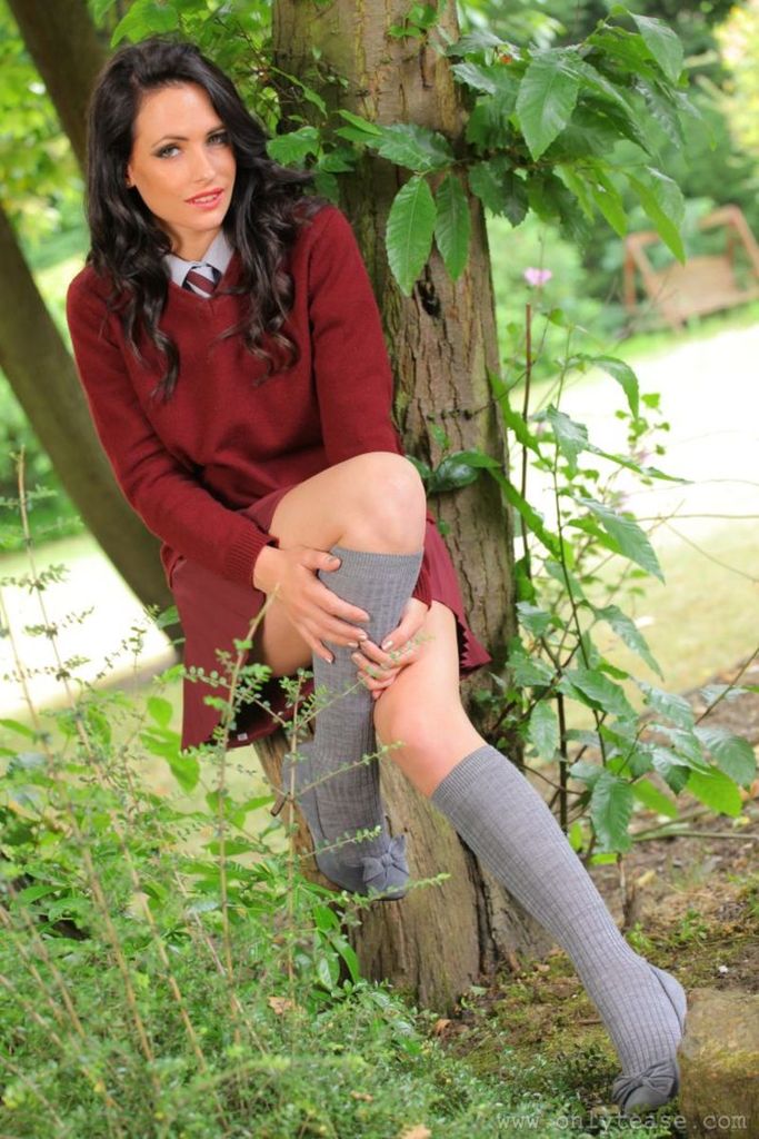 Brunette Girl Naked In The Forest 03