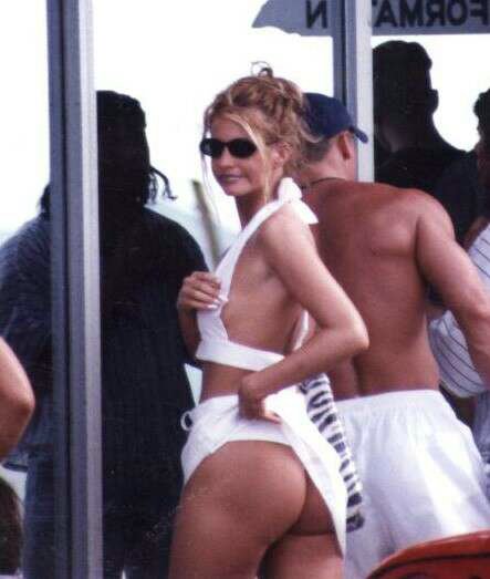 Sarah Michelle Gellar photo 7
