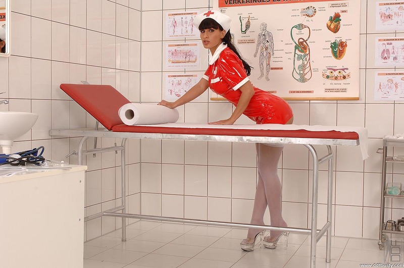 Red-and-White Nurse Roleplay - photo 2
