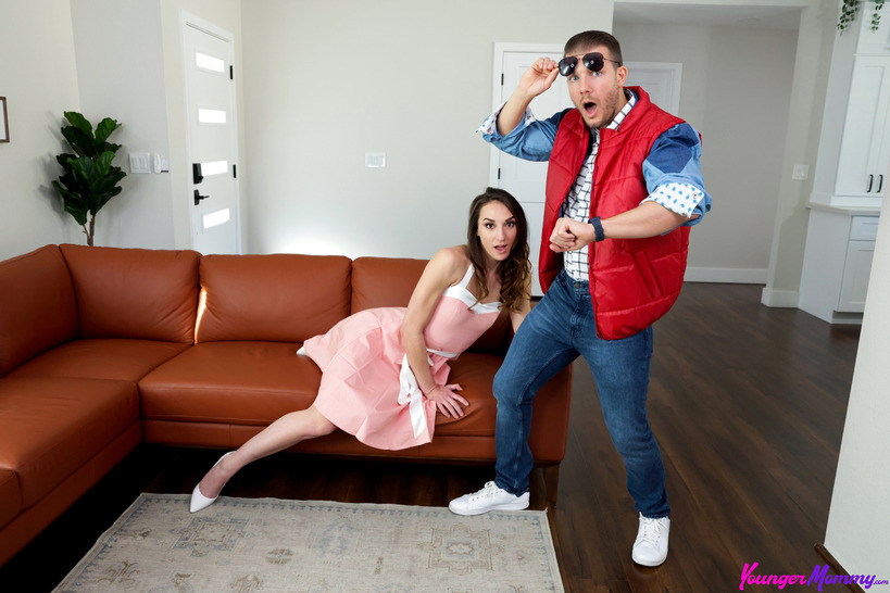 Time-Travel Mom Roleplay in an Explicit Sofa Scene