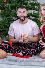 Christmas Spirit Nude Gallery Explicit Holiday Photos 02