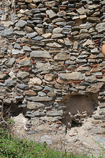 Juliette posing naked by castle ruins 06