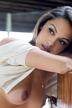 Raquel Pomplun  Shows Off Her Amazing Natural Body 07
