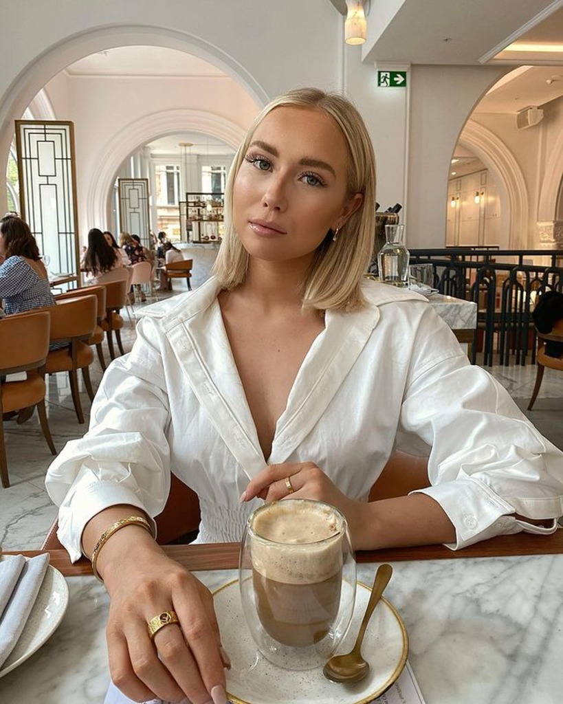 Madison Wooley Blonde Insta Beauty - Belissima Social Media Star Gallery 09