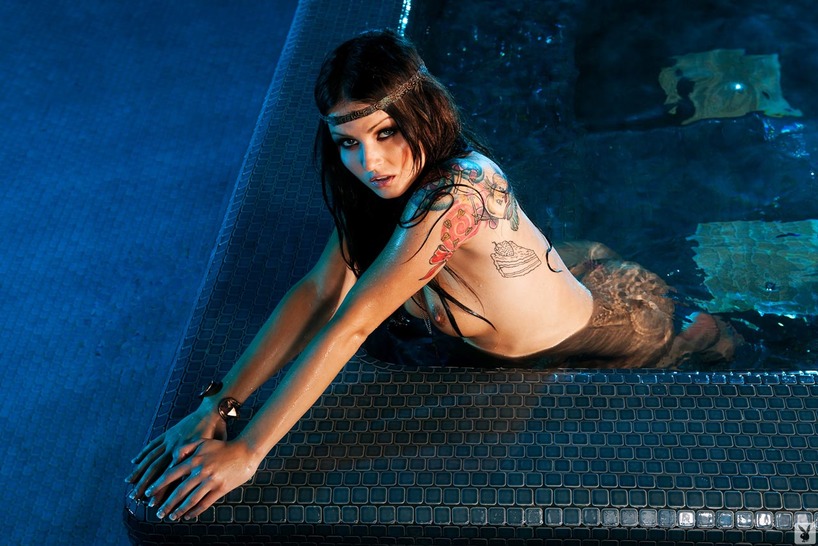 Veronica Lavery in a Blue-Lit Tattoo Portrait Set photo 2