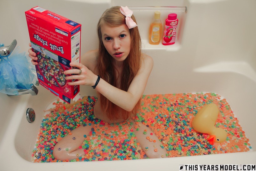 Dolly Little Fun Bath 01