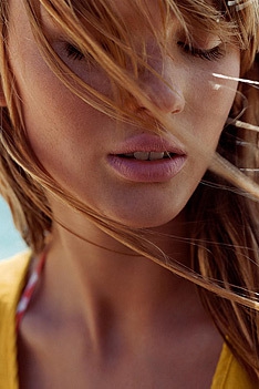 Anne Vyalitsyna Sexy Celebrity