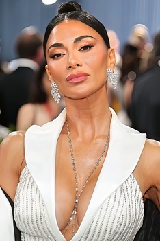 Nicole Scherzinger’s Boobs At The 2025 Met Gala!