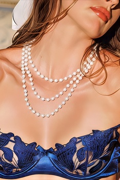 Grace Elizabeth Stunning Babe Stripping Down Completely Nude 